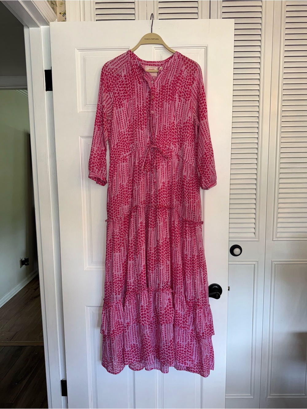 Banjanan Bazaar Midi Dress in Maidengrass Vivid Pinks Size Medium